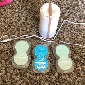 Color changing Scentsy on the go with pods